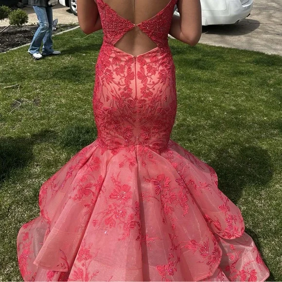 Ellie Wilde Mermaid Prom Dress - Picture 2 of 4